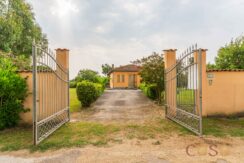 CASA INDIPENDENTE CON GIARDINO. ZONA BORGO SABOTINO!